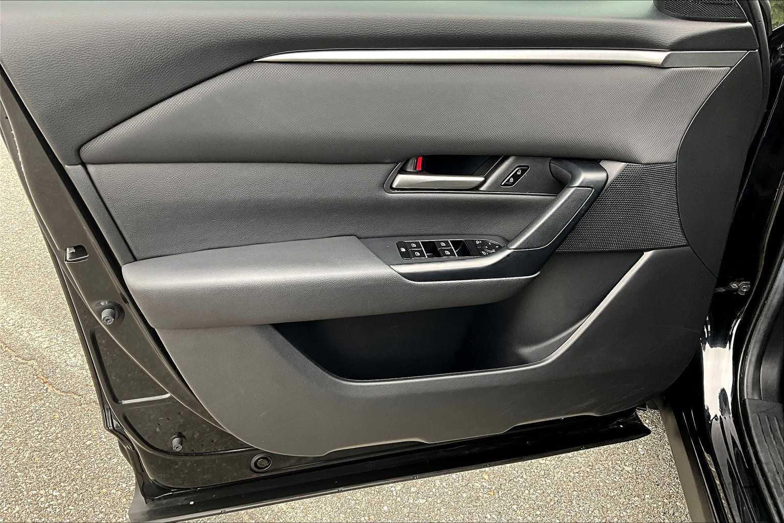 2024 Mazda CX-50 2.5 S Preferred Package - Photo 9