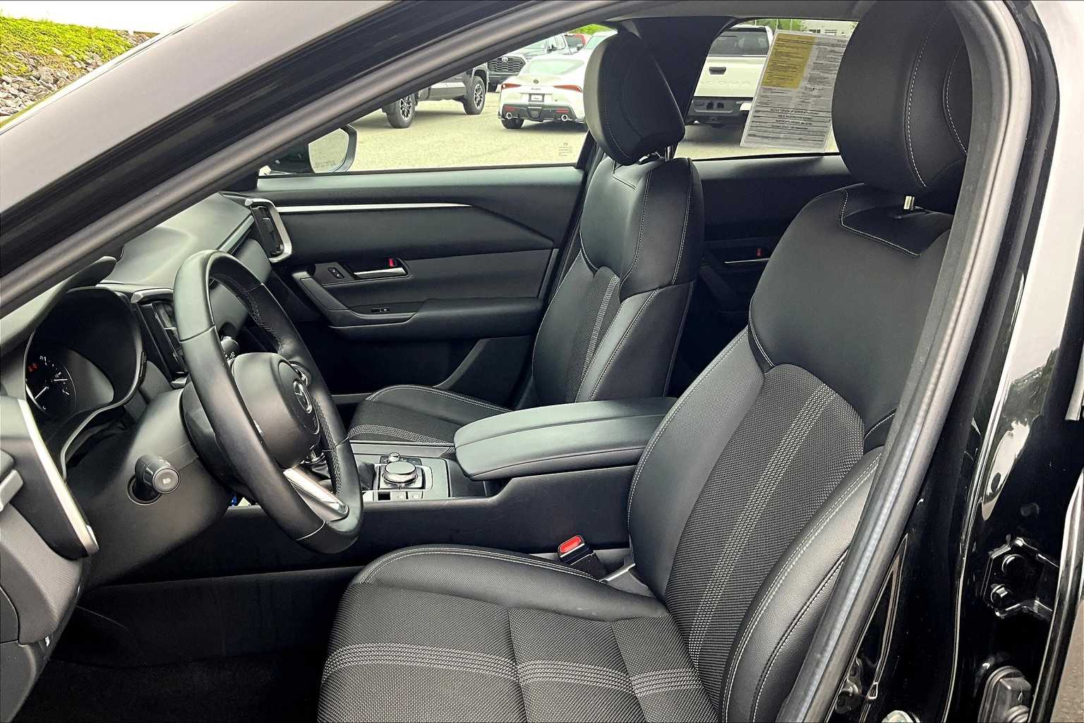 2024 Mazda CX-50 2.5 S Preferred Package - Photo 10