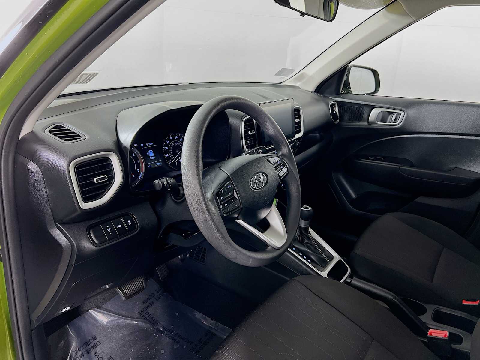 2022 Hyundai Venue SE - Photo 9