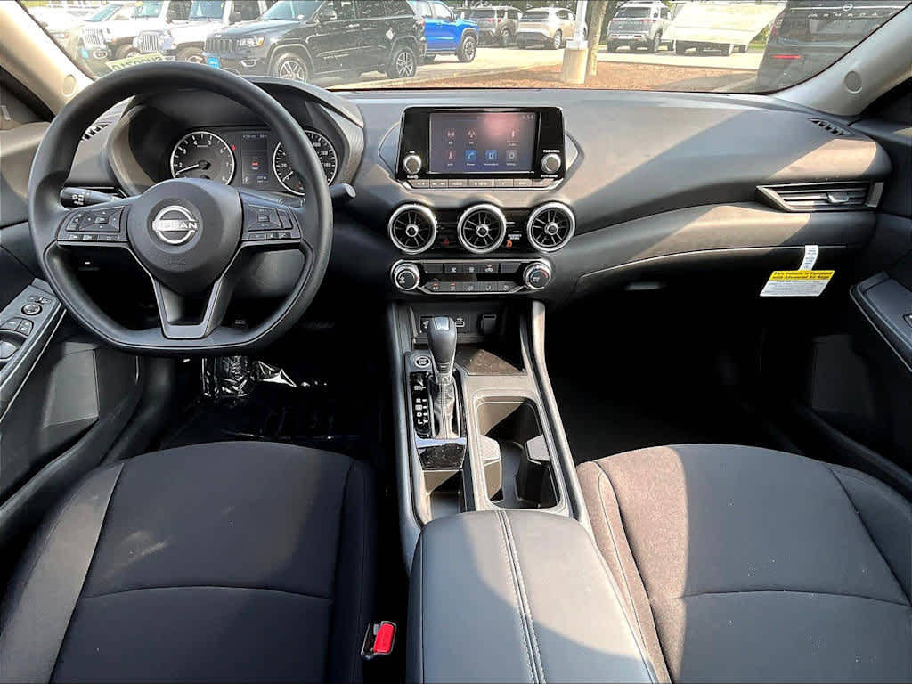 2025 Nissan Sentra S - Photo 12
