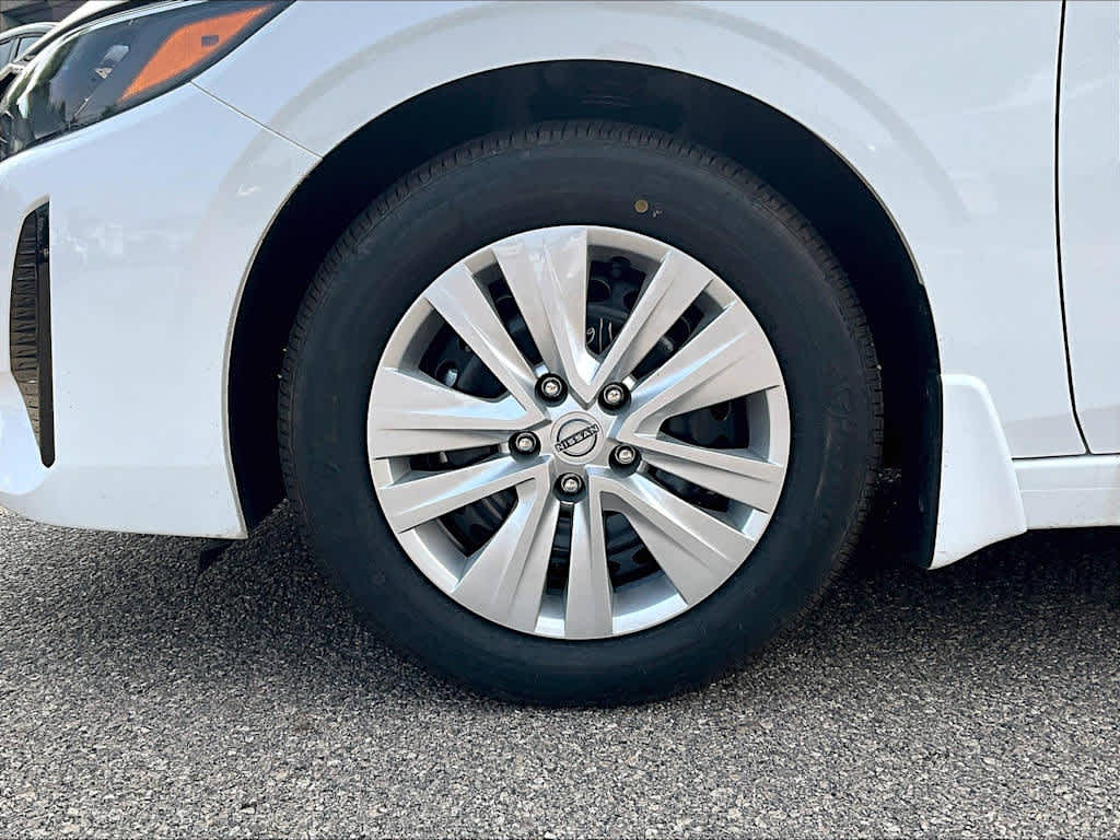 2025 Nissan Sentra S - Photo 8