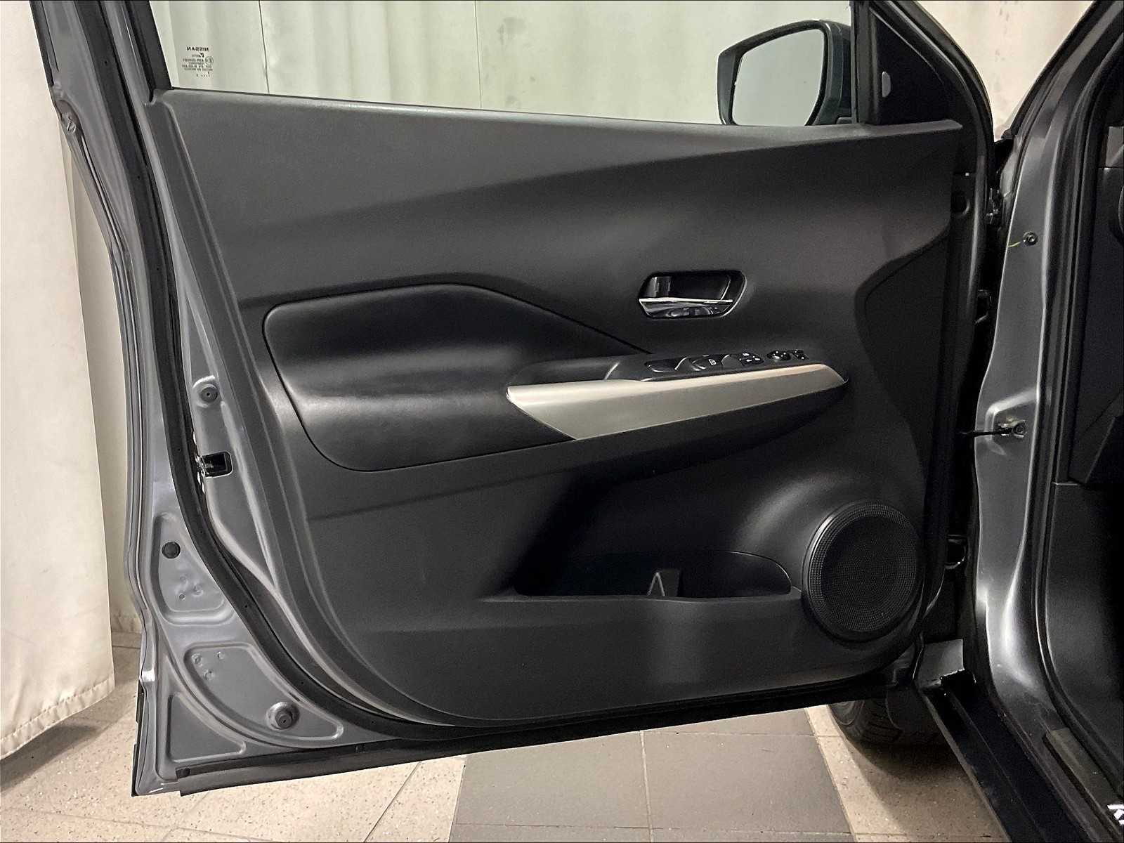 2020 Nissan Kicks SR - Photo 9