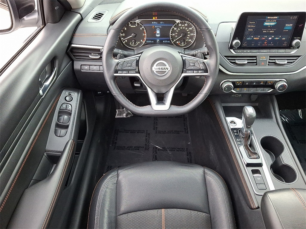 2021 Nissan Altima 2.5 SR - Photo 12