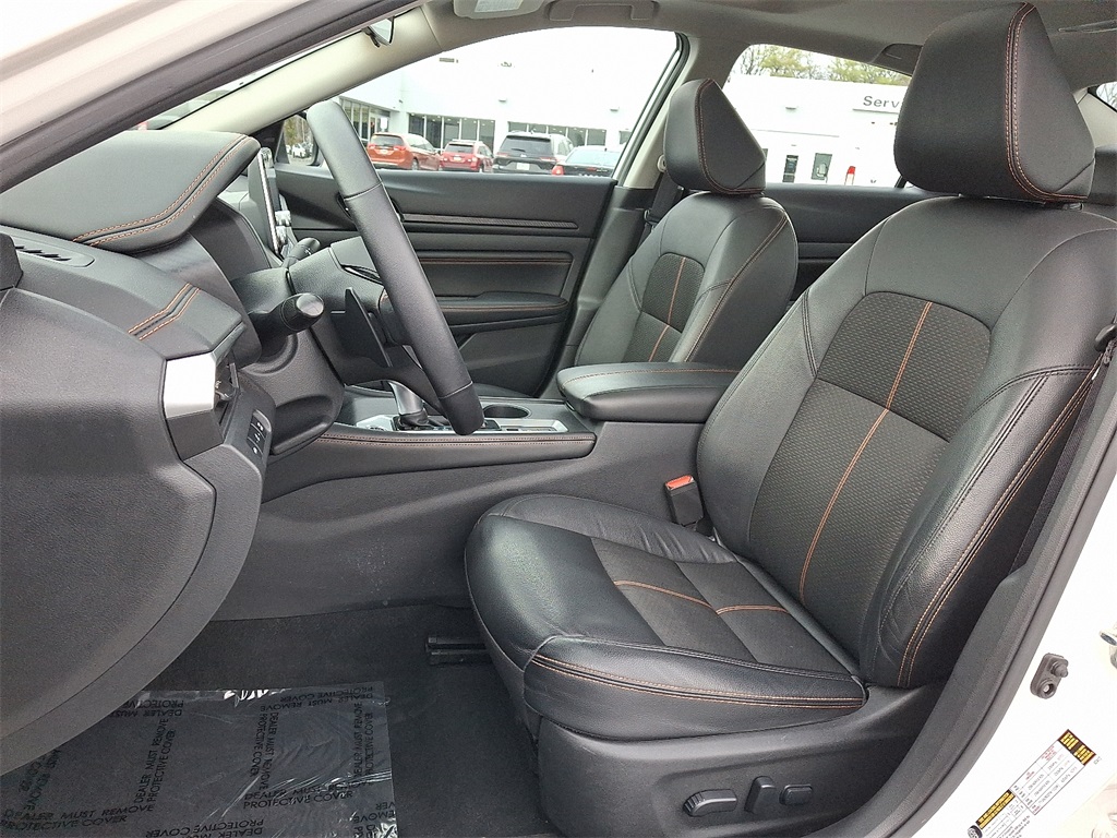 2021 Nissan Altima 2.5 SR - Photo 15