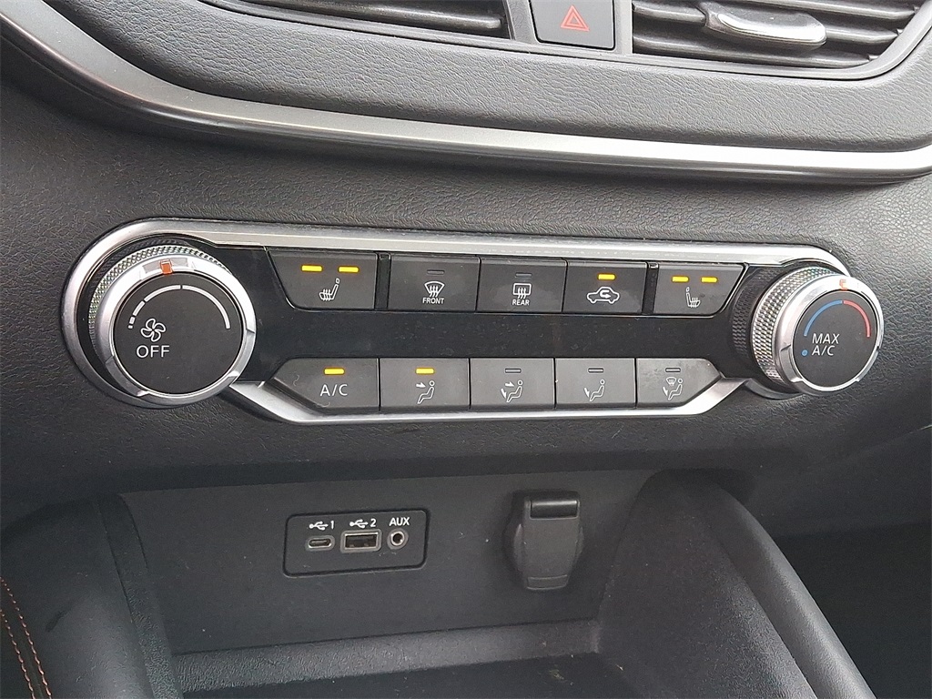 2021 Nissan Altima 2.5 SR - Photo 18