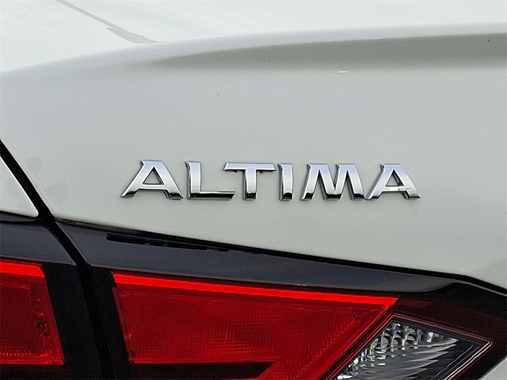 2021 Nissan Altima 2.5 SR - Photo 29