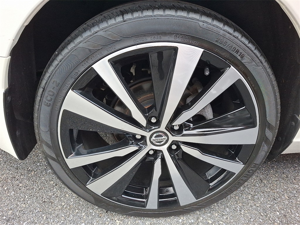 2021 Nissan Altima 2.5 SR - Photo 6