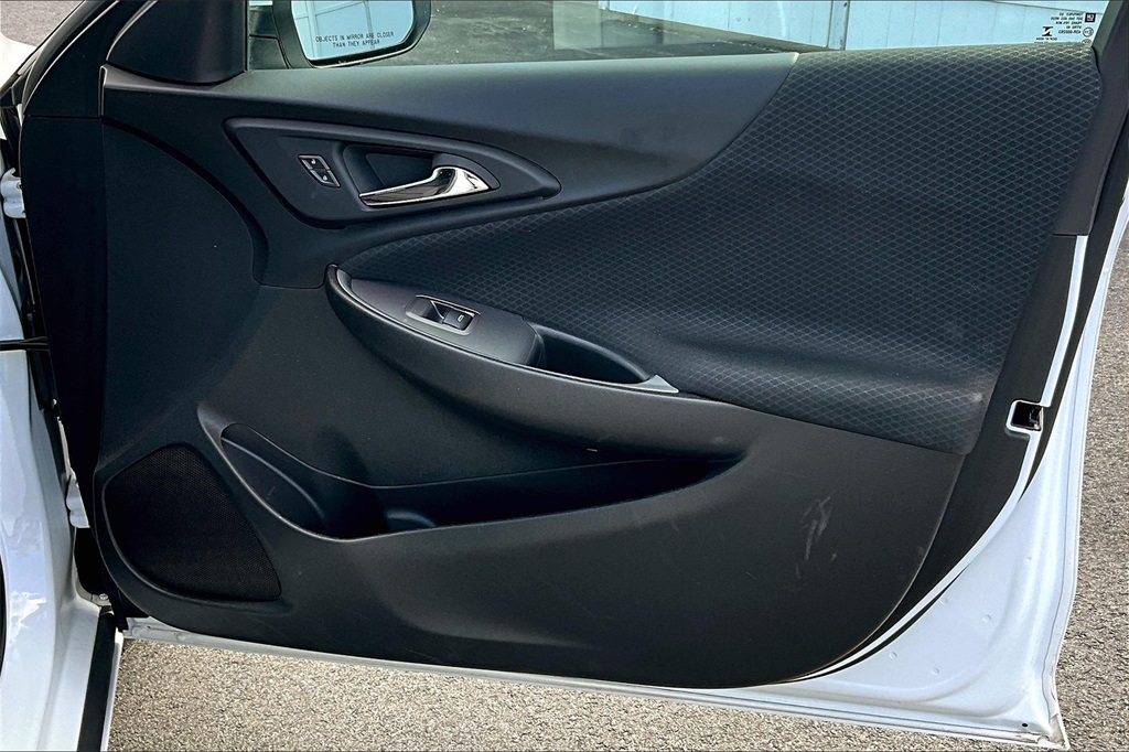 2024 Chevrolet Malibu LS - Photo 12