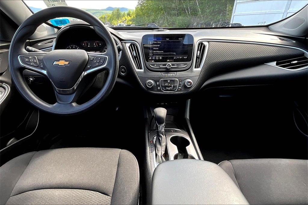 2024 Chevrolet Malibu LS - Photo 20