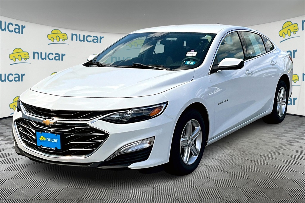2024 Chevrolet Malibu LS - Photo 3