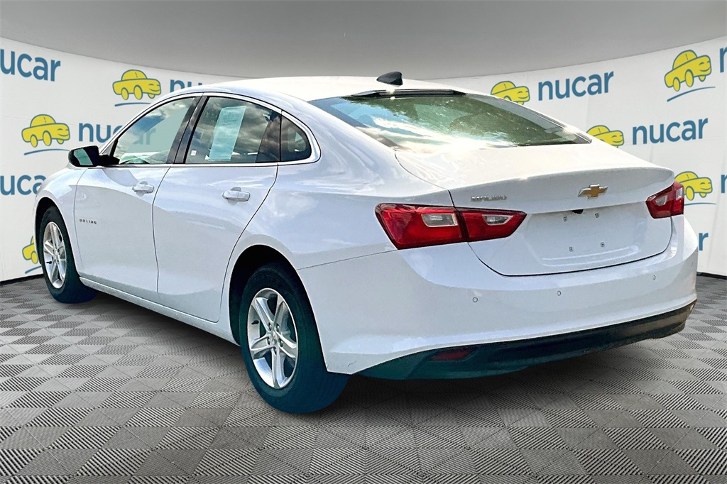 2024 Chevrolet Malibu LS - Photo 4
