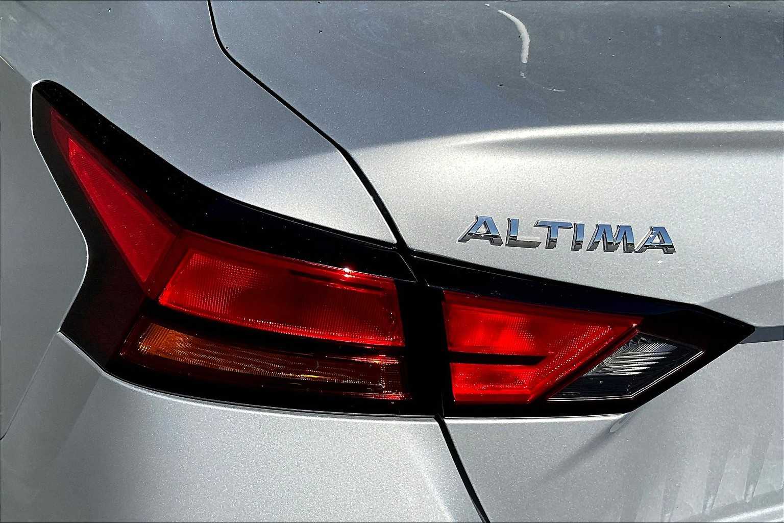 2022 Nissan Altima 2.5 SL - Photo 34