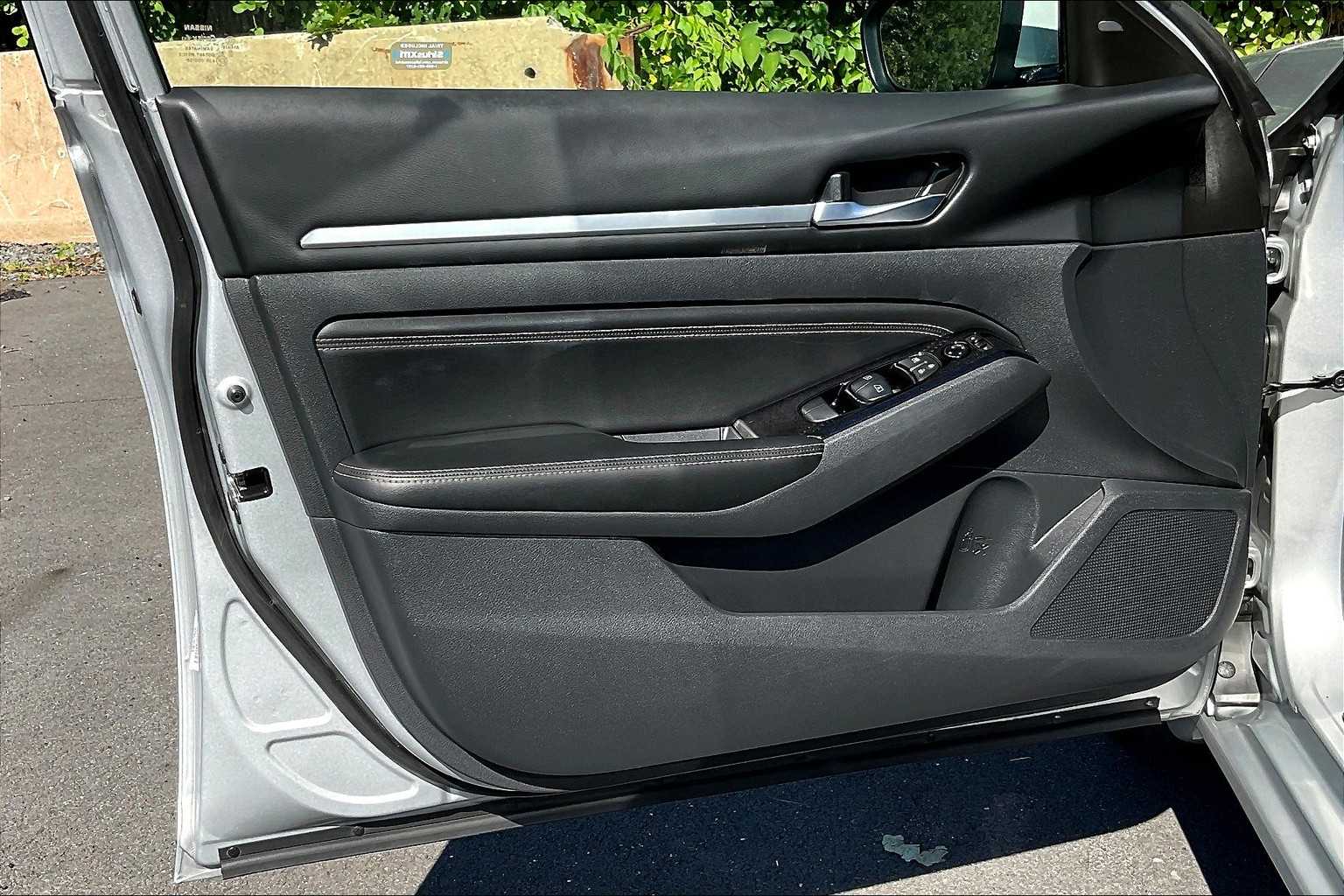 2022 Nissan Altima 2.5 SL - Photo 9