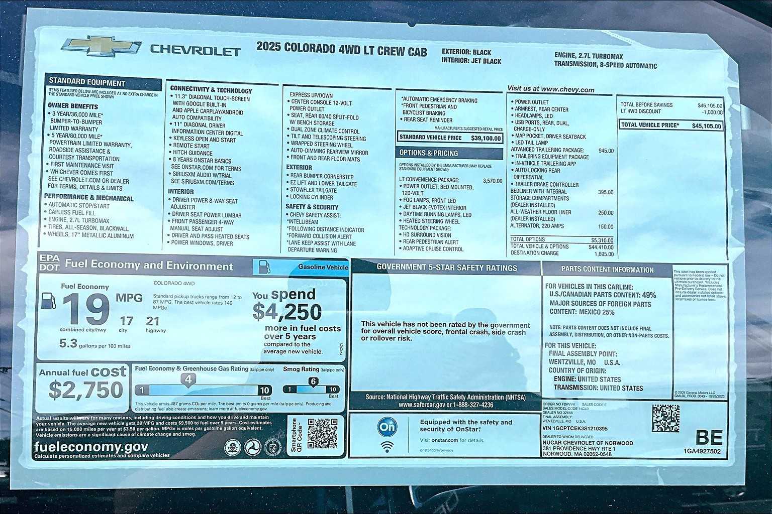 2025 Chevrolet Colorado 4WD LT - Photo 18
