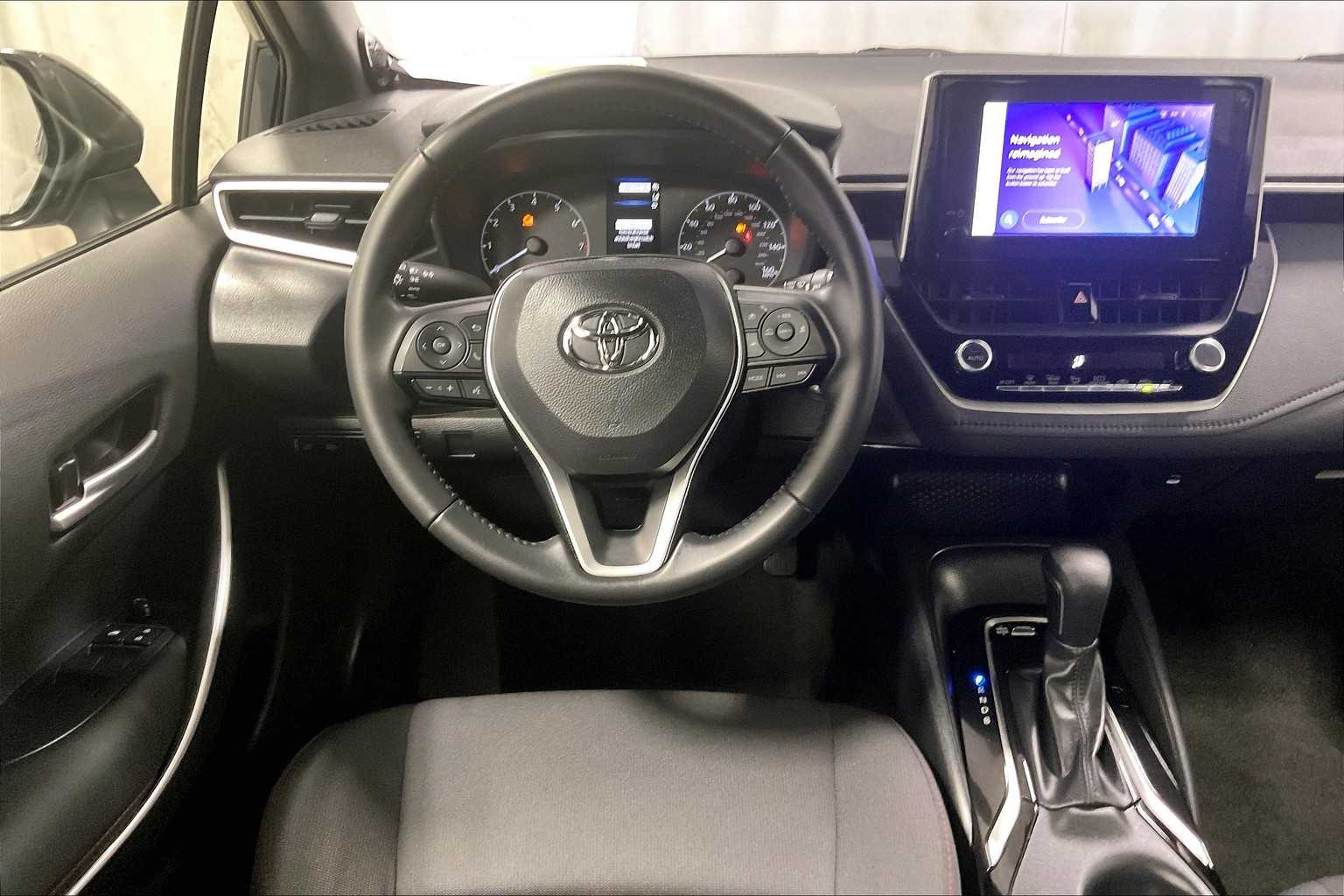 2023 Toyota Corolla SE - Photo 17