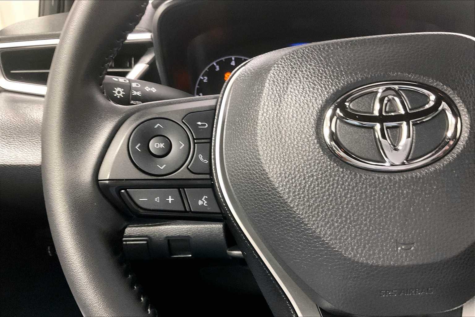 2023 Toyota Corolla SE - Photo 23