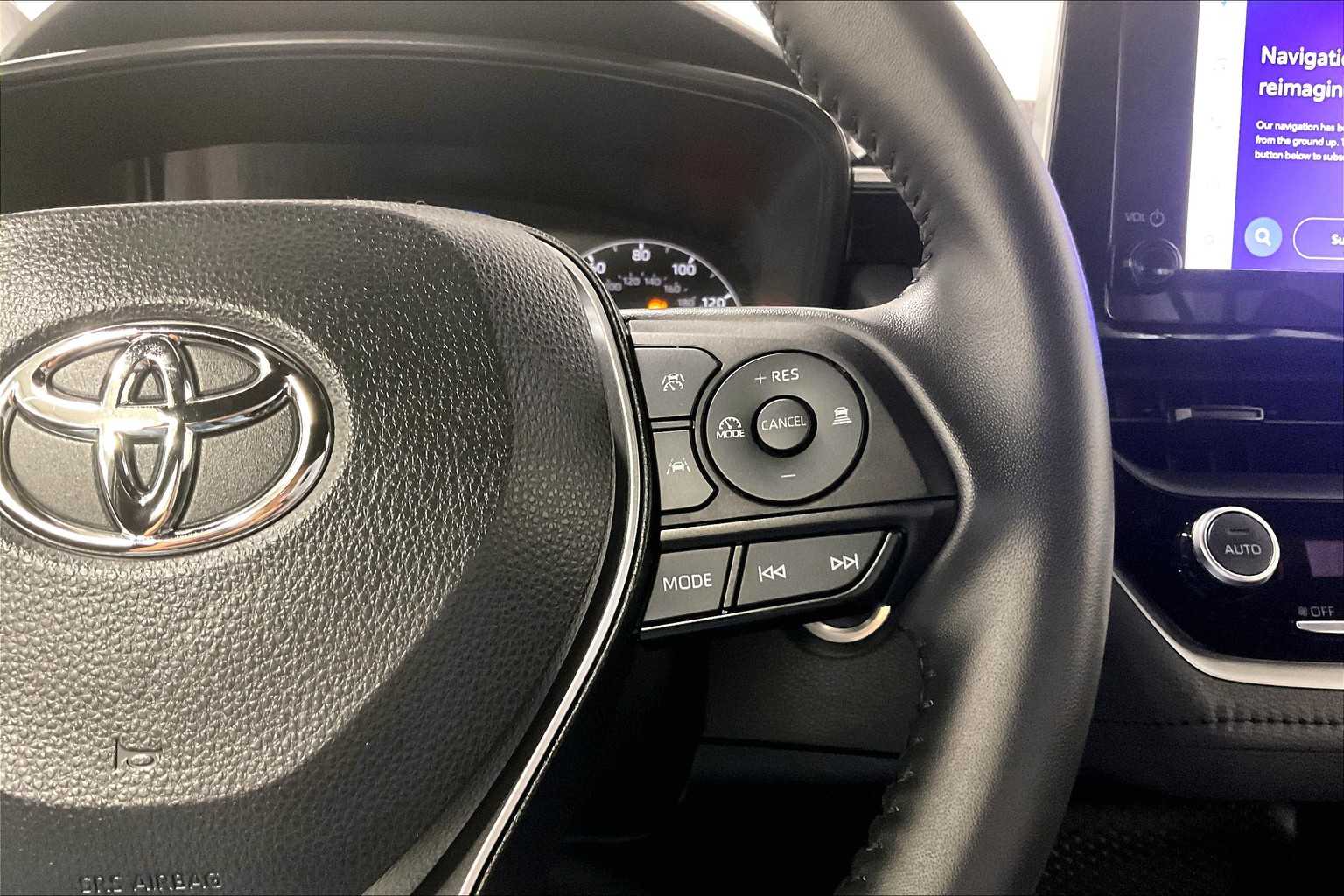 2023 Toyota Corolla SE - Photo 24