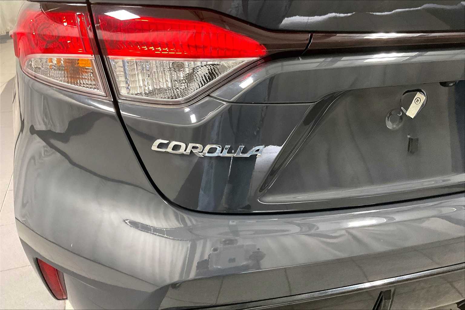 2023 Toyota Corolla SE - Photo 28