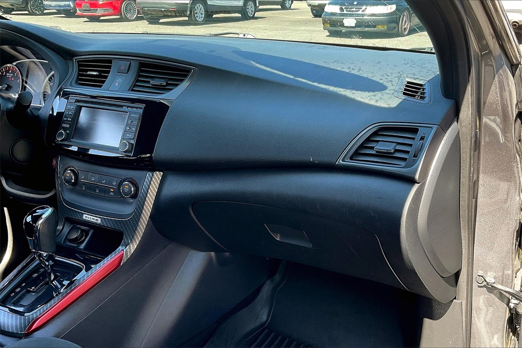 2017 Nissan Sentra NISMO - Photo 12