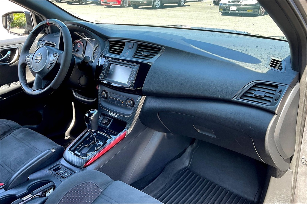 2017 Nissan Sentra NISMO - Photo 13