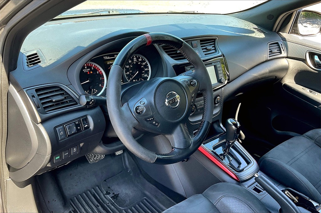 2017 Nissan Sentra NISMO - Photo 8
