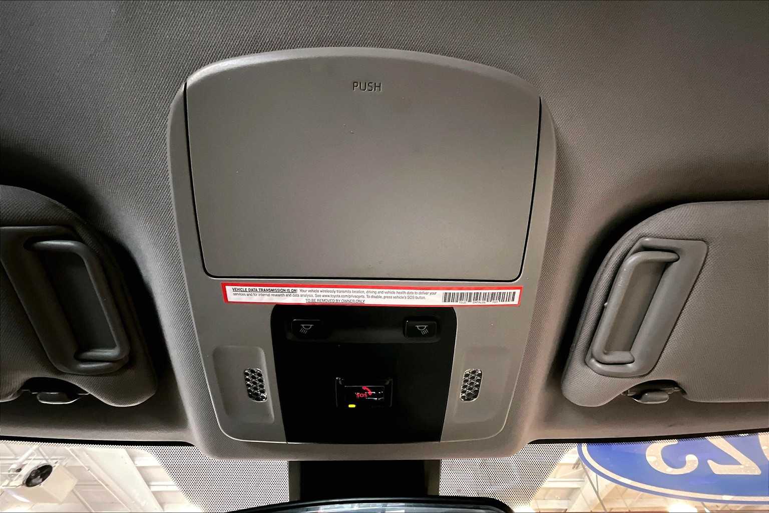 2023 Toyota Camry SE - Photo 22