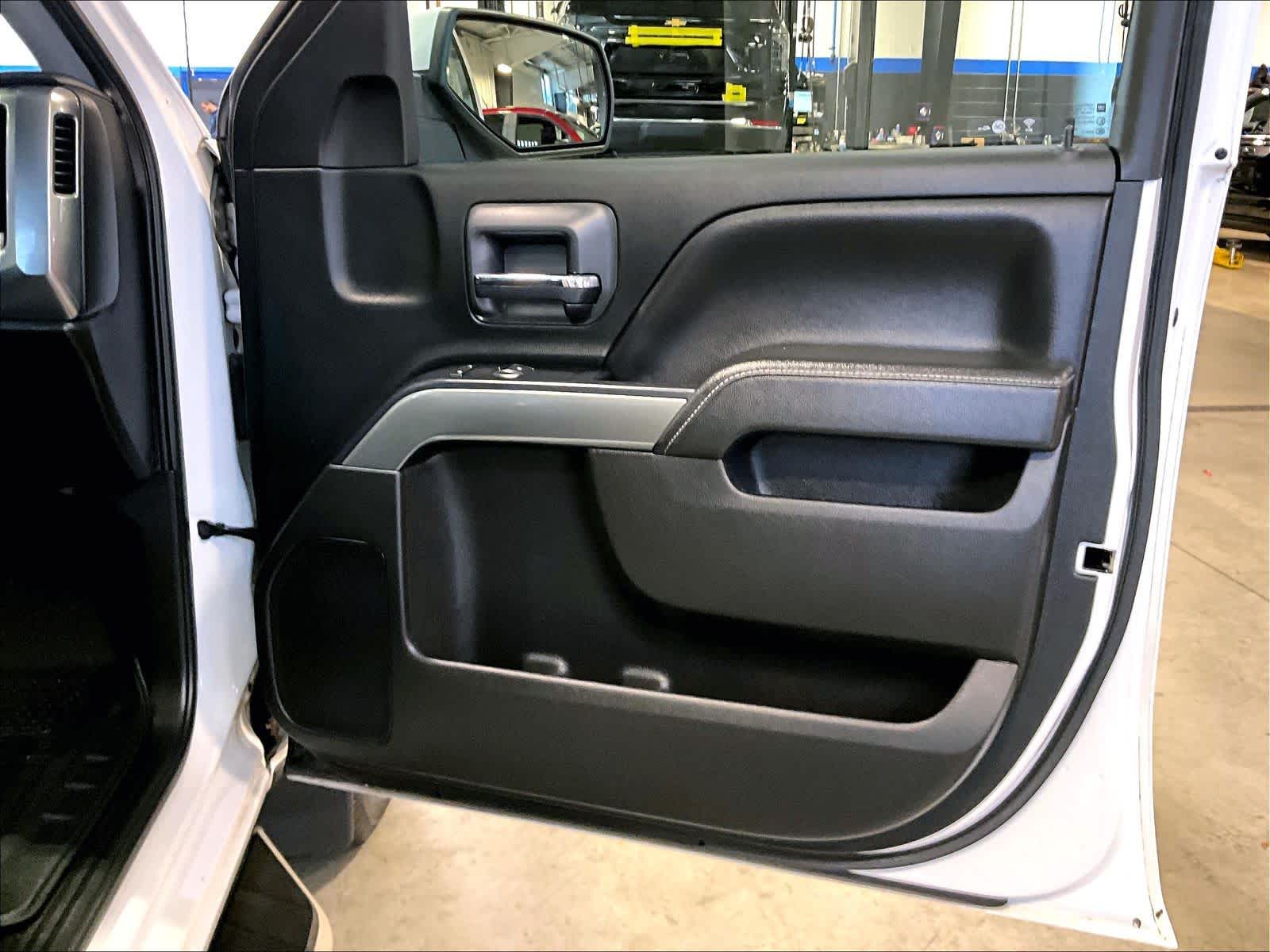 2018 Chevrolet Silverado 1500 LT - Photo 12