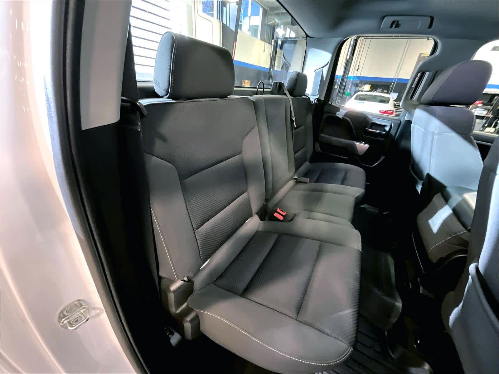 2018 Chevrolet Silverado 1500 LT - Photo 16