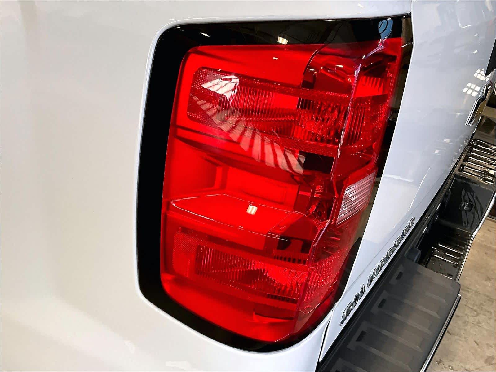 2018 Chevrolet Silverado 1500 LT - Photo 35