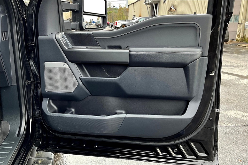 2023 Ford F-150 XLT - Photo 12