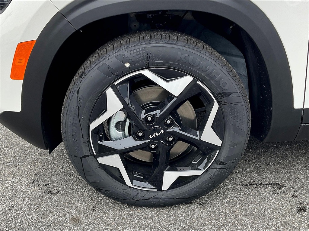 2026 Kia Seltos S - Photo 8