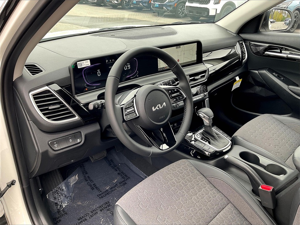 2026 Kia Seltos S - Photo 9