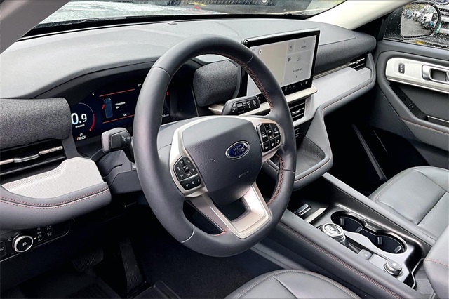 2025 Ford Escape Hybrid ST-Line Elite - Photo 7