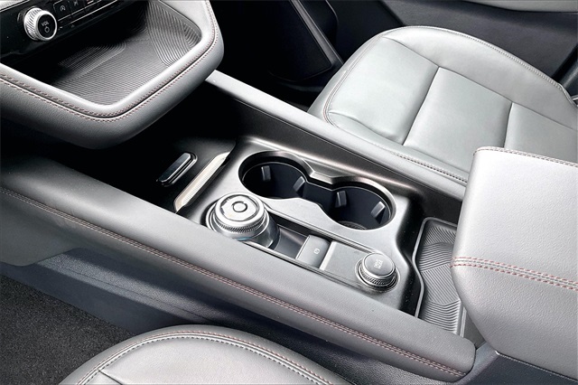 2025 Ford Escape Hybrid ST-Line Elite - Photo 9