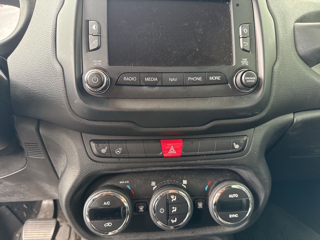 2015 Jeep Renegade Limited - Photo 9