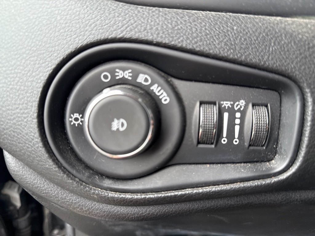 2015 Jeep Renegade Limited - Photo 10