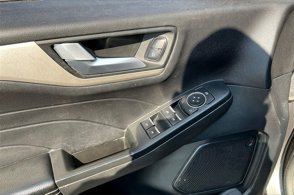 2021 Ford Escape SE - Photo 35