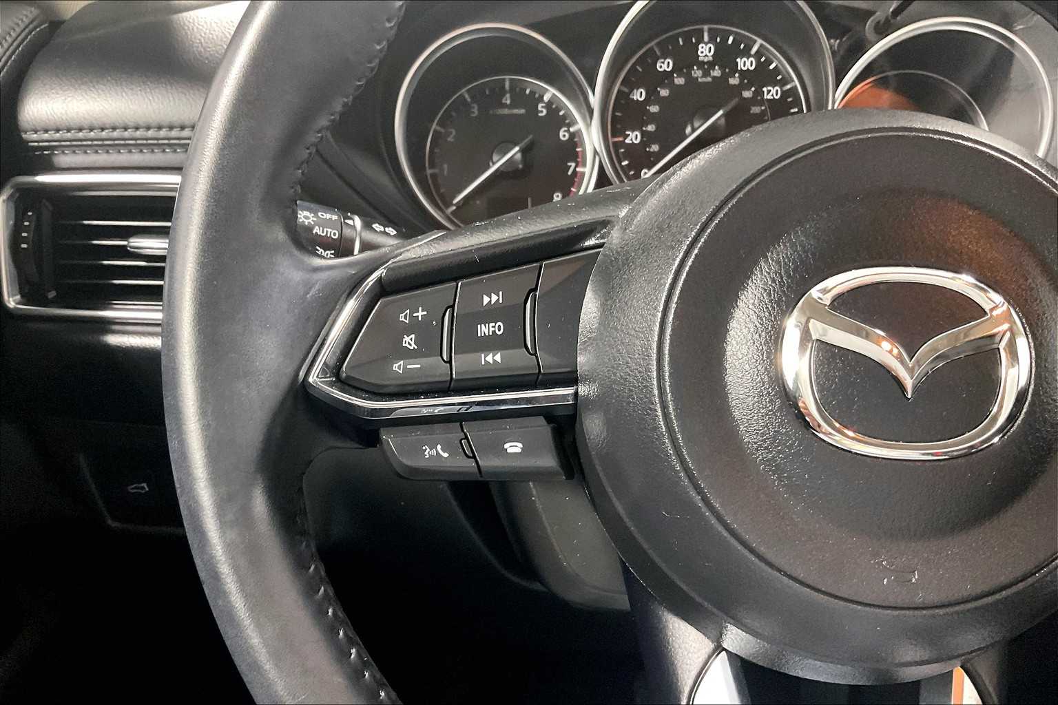2022 Mazda CX-5 2.5 S Preferred Package - Photo 23