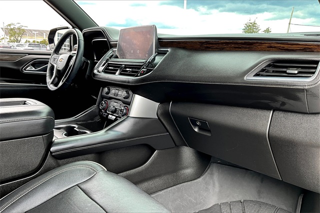 2023 Chevrolet Suburban Premier - Photo 13
