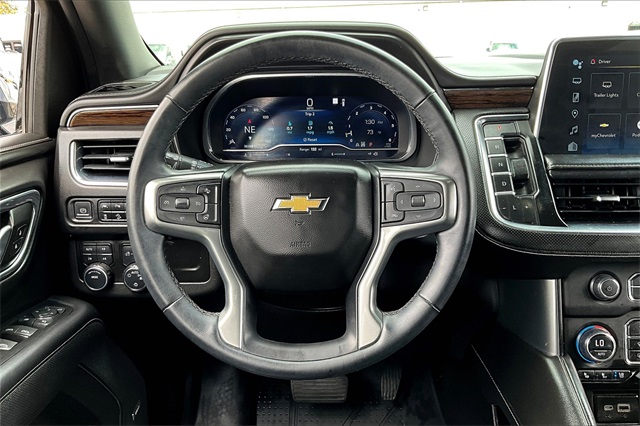 2023 Chevrolet Suburban Premier - Photo 17