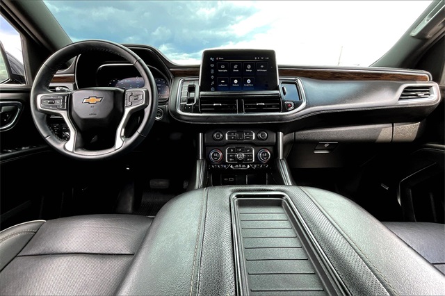 2023 Chevrolet Suburban Premier - Photo 21