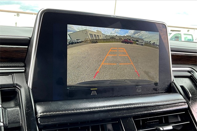 2023 Chevrolet Suburban Premier - Photo 28