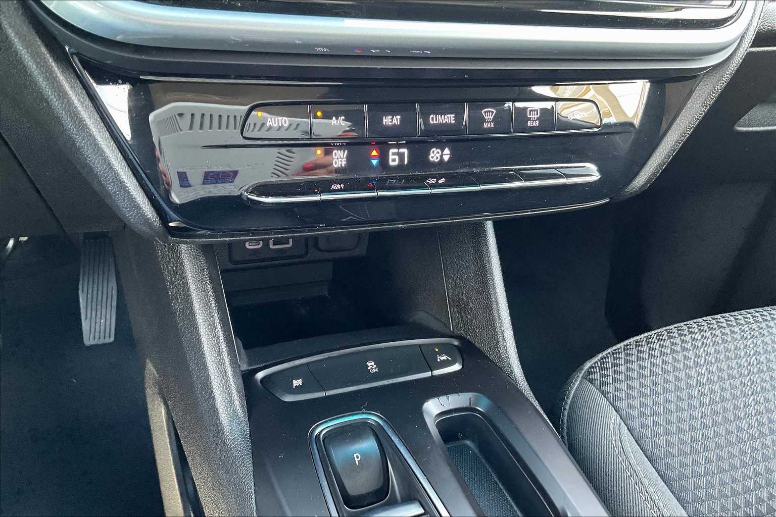 2023 Chevrolet Bolt EV 1LT - Photo 24