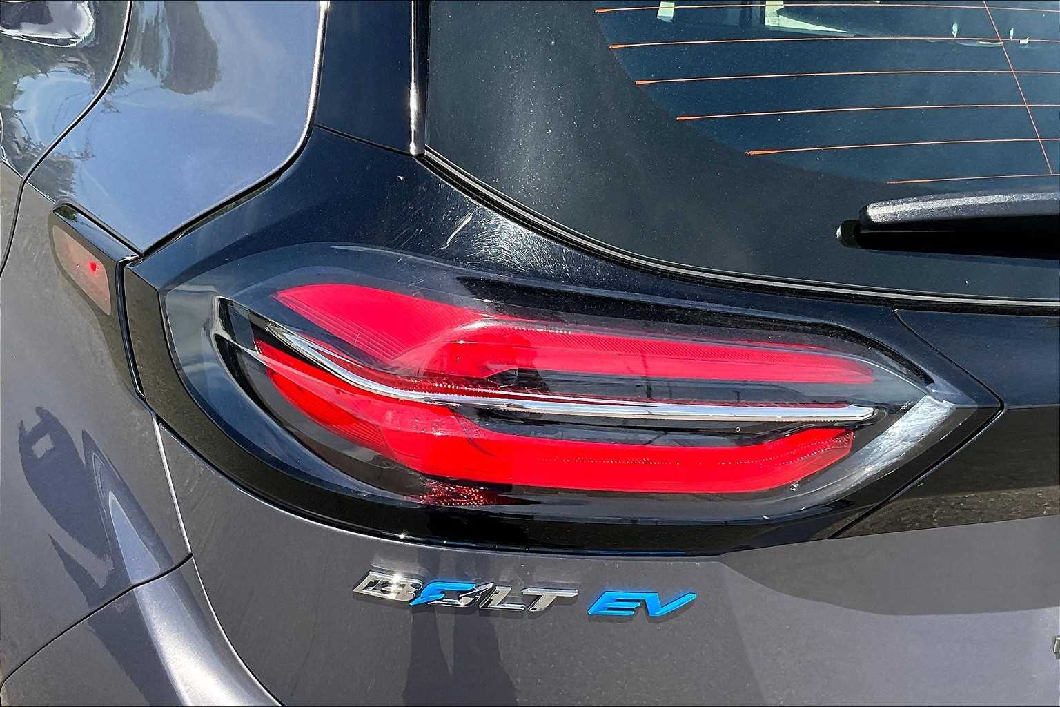 2023 Chevrolet Bolt EV 1LT - Photo 32