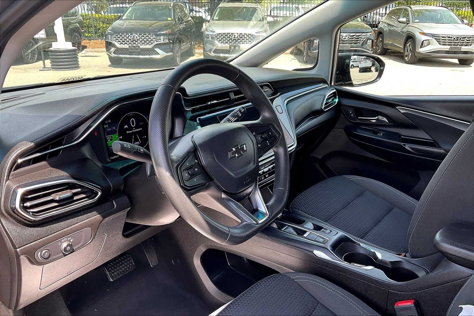 2023 Chevrolet Bolt EV 1LT - Photo 8