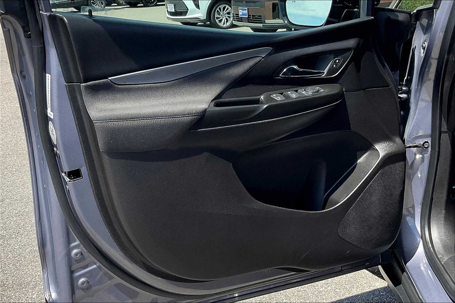 2023 Chevrolet Bolt EV 1LT - Photo 9