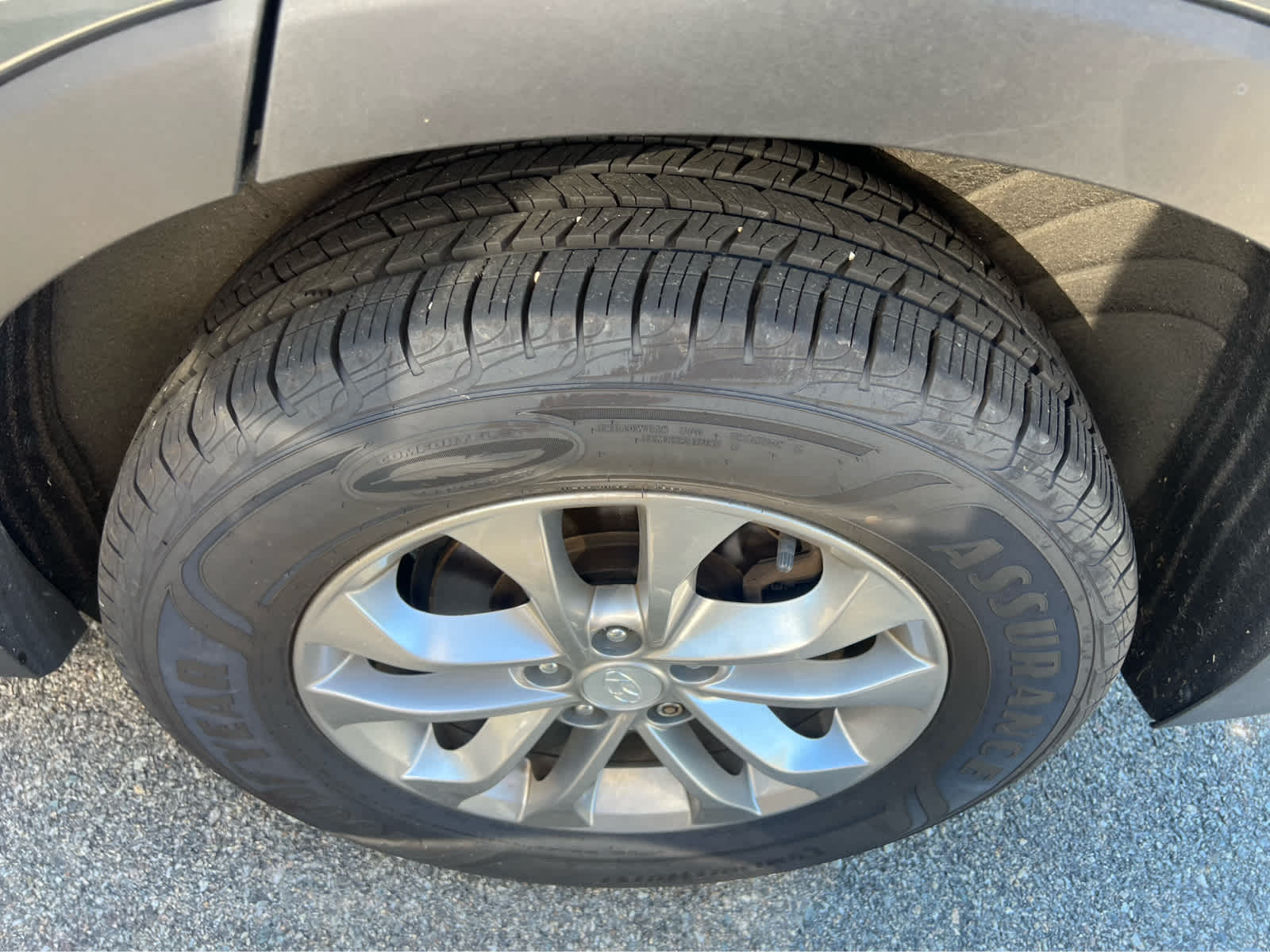2020 Hyundai Santa Fe SE - Photo 15