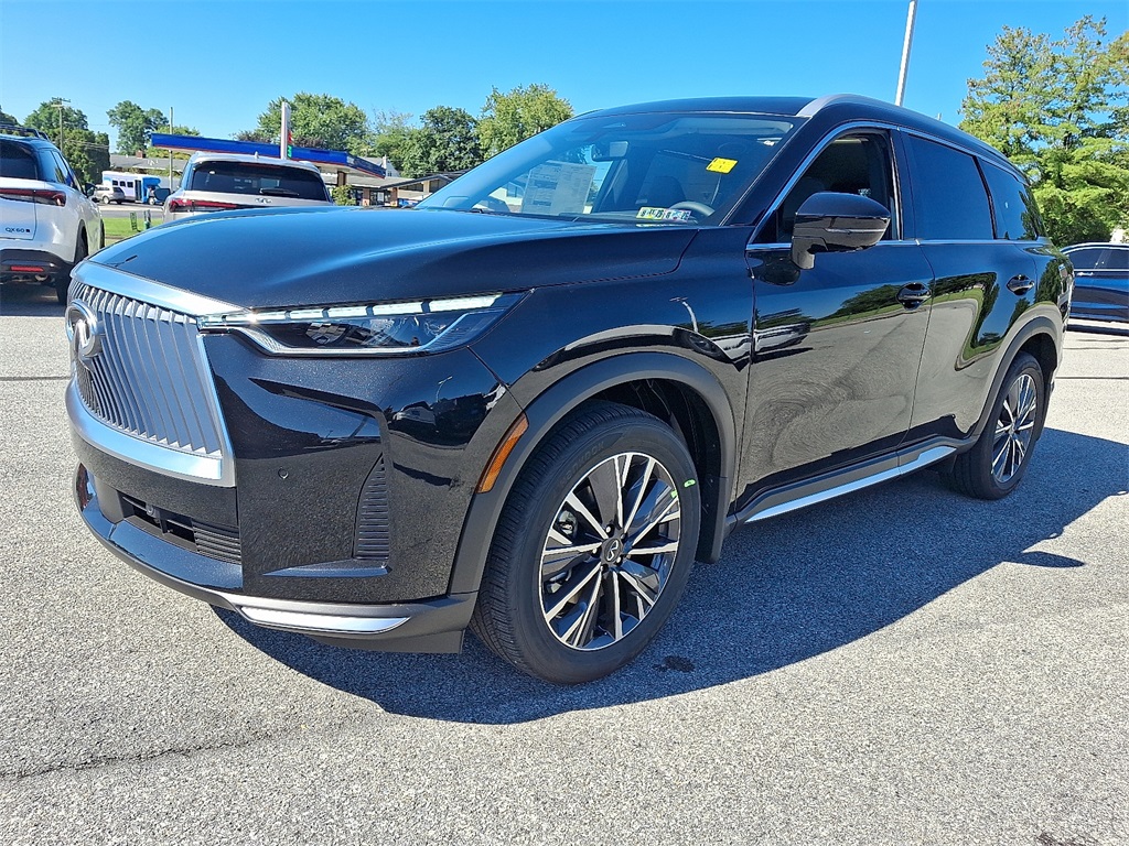2026 INFINITI QX60 LUXE - Photo 2