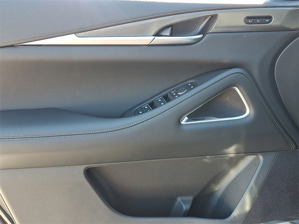 2026 INFINITI QX60 LUXE - Photo 9