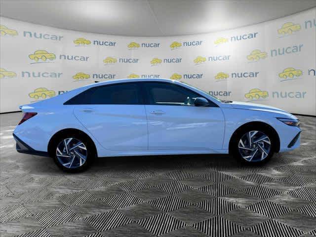 2025 Hyundai Elantra SEL Sport - Photo 15